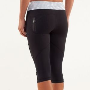 Lululemon Runnin with My Homies Crop